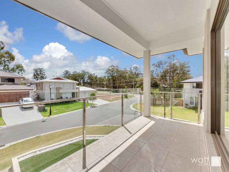 6 Sorbello Street, Bridgeman Downs QLD 4035