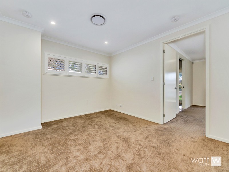 6 Sorbello Street, Bridgeman Downs QLD 4035