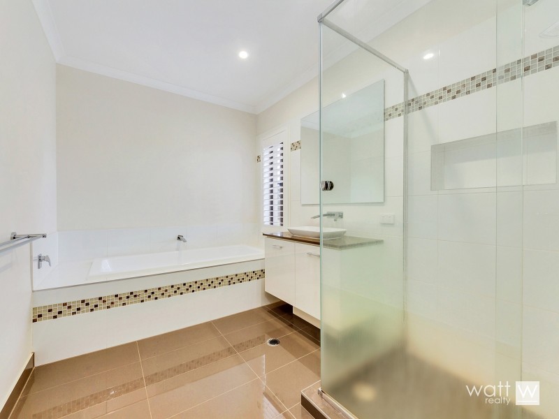 6 Sorbello Street, Bridgeman Downs QLD 4035