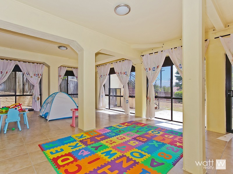 30 Pelton Street, Aspley QLD 4034