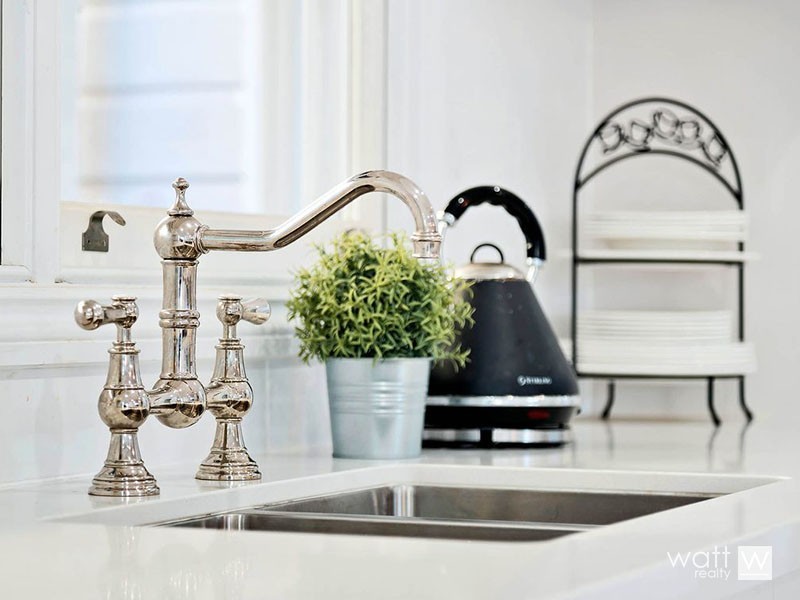 24 Todd Street, Shorncliffe QLD 4017