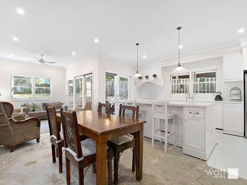 24 Todd Street, Shorncliffe QLD 4017