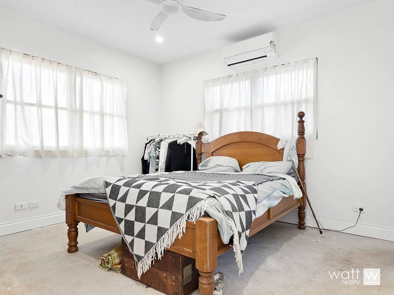 24 Todd Street, Shorncliffe QLD 4017