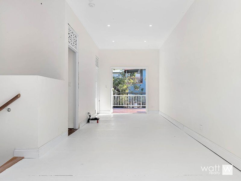 24 Todd Street, Shorncliffe QLD 4017