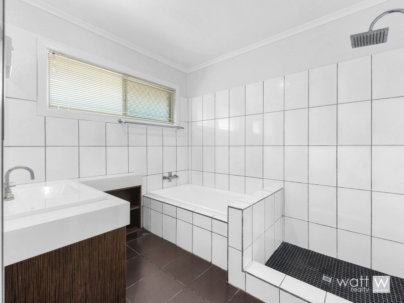 5 Toomey Street, Chermside West QLD 4032