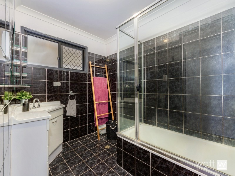 378 Bracken Ridge Road, Bracken Ridge QLD 4017