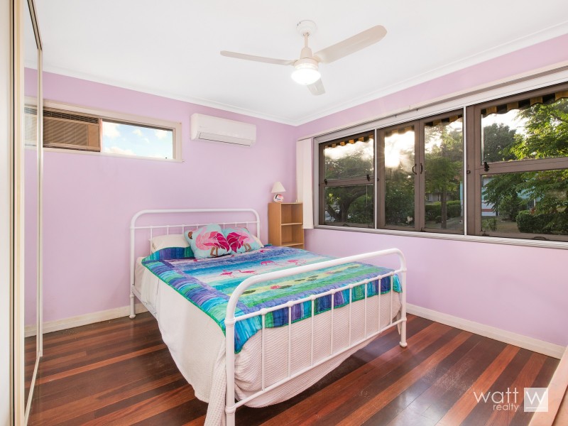 18 Beau-Vista Street, Geebung QLD 4034