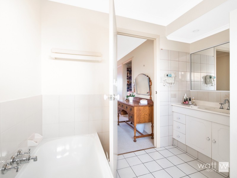 11 Enbrook Street, Bracken Ridge QLD 4017