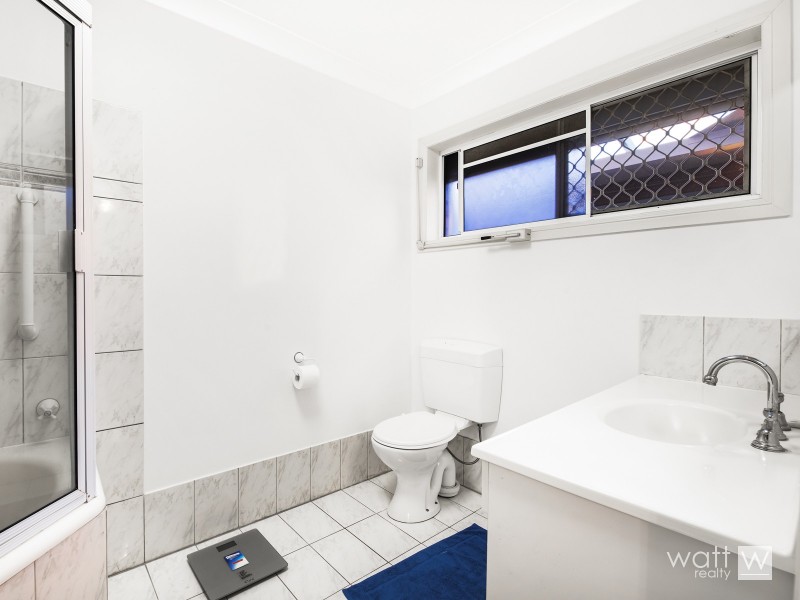 11 Enbrook Street, Bracken Ridge QLD 4017