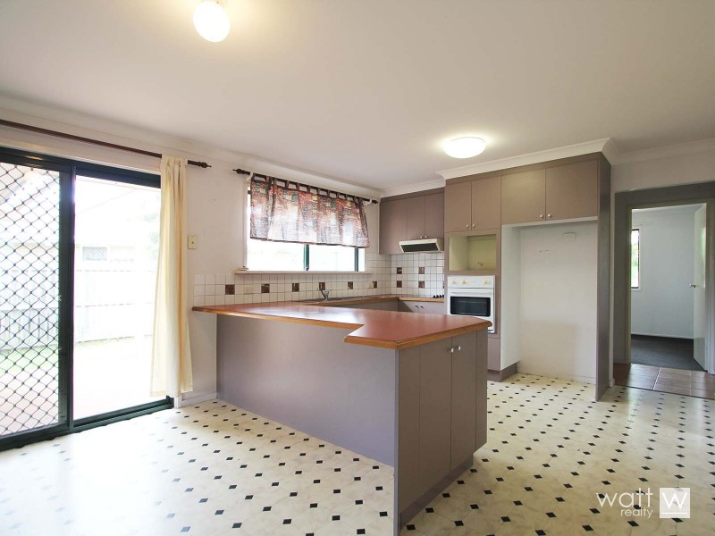 16 Silkyoak Circuit, Fitzgibbon QLD 4018