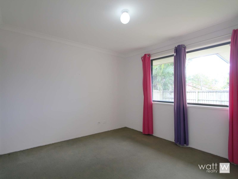 16 Silkyoak Circuit, Fitzgibbon QLD 4018