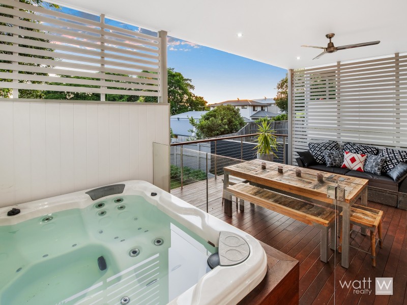 6 Highlands Street, Wavell Heights QLD 4012