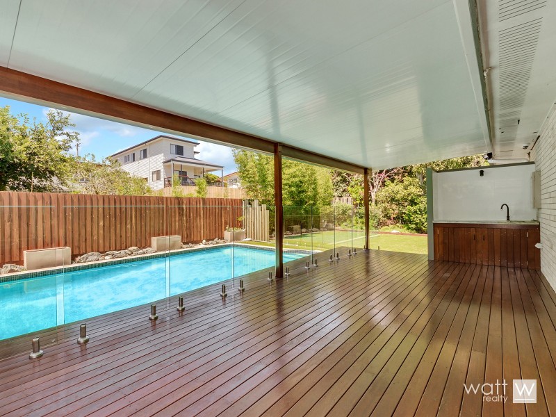 16 Montclair Street, Aspley QLD 4034