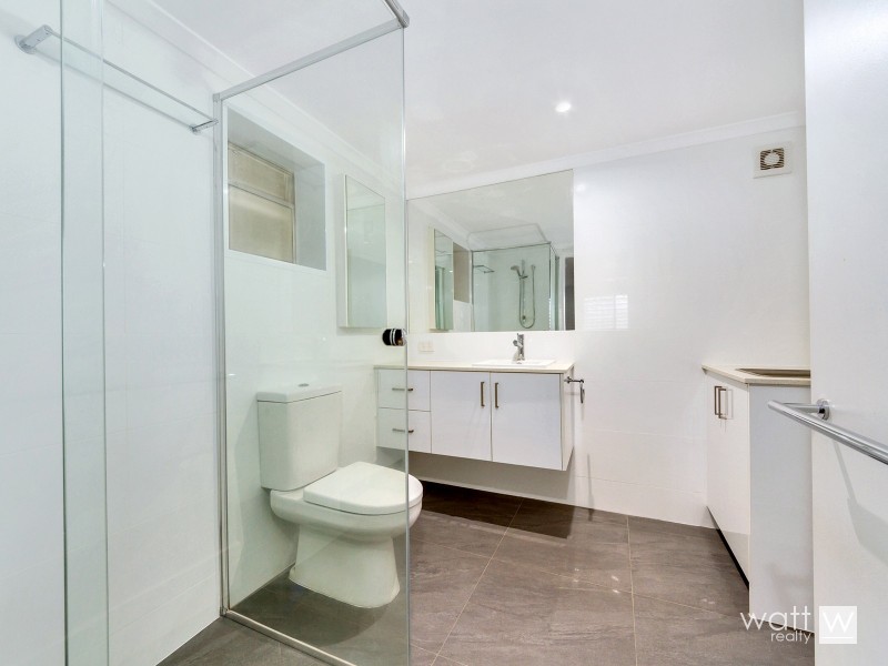 16 Montclair Street, Aspley QLD 4034