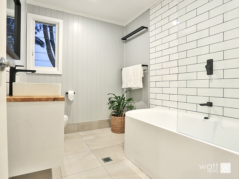 97 Samsonvale Road, Strathpine QLD 4500