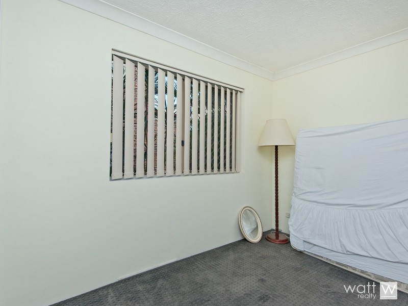 2/14 Halcomb Street, Zillmere QLD 4034