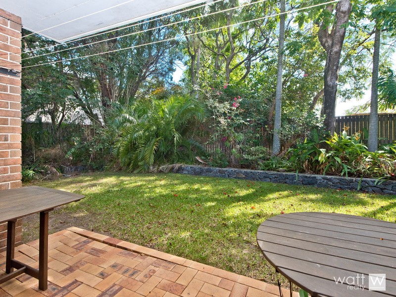 2/14 Halcomb Street, Zillmere QLD 4034