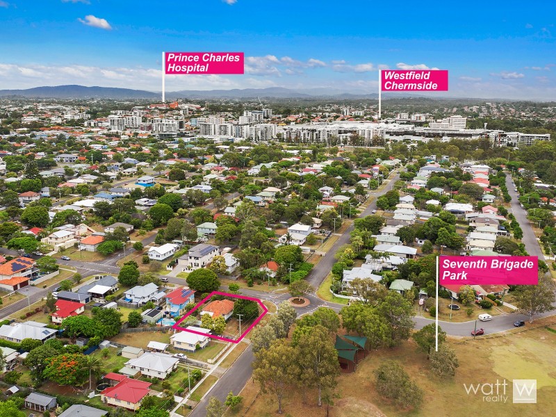 55 Unmack Street, Chermside QLD 4032