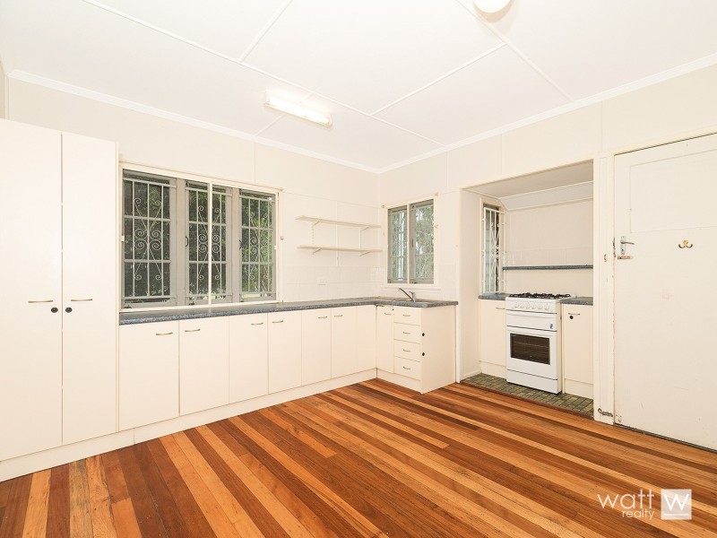 55 Unmack Street, Chermside QLD 4032