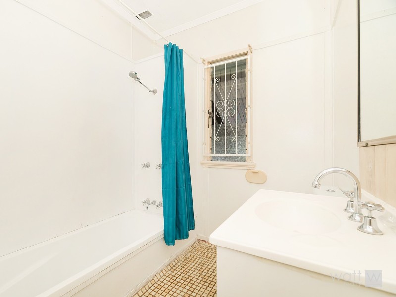 55 Unmack Street, Chermside QLD 4032