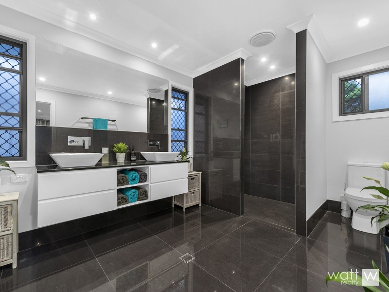 47 Corowa Street, Wavell Heights QLD 4012