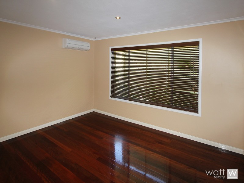 19 Pacific Street, Chermside West QLD 4032