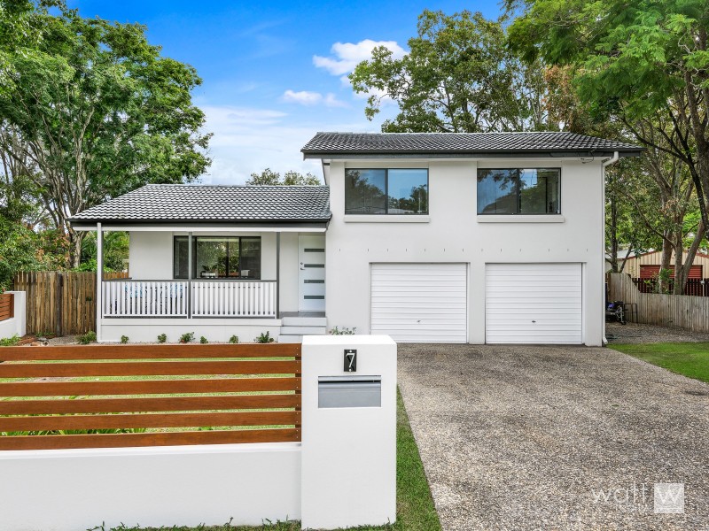 7 Valiant Crescent, Strathpine QLD 4500