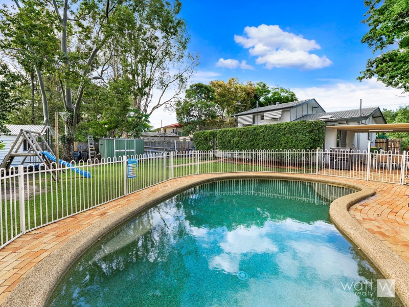 7 Valiant Crescent, Strathpine QLD 4500