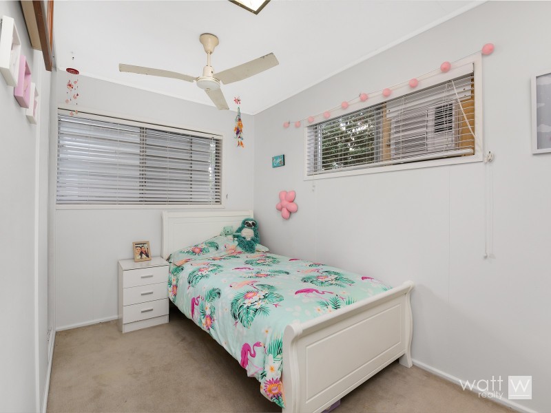 7 Valiant Crescent, Strathpine QLD 4500