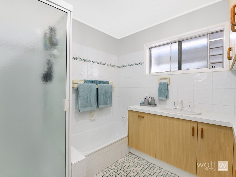7 Valiant Crescent, Strathpine QLD 4500
