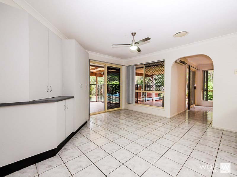 18 Oxford Crescent, Bridgeman Downs QLD 4035