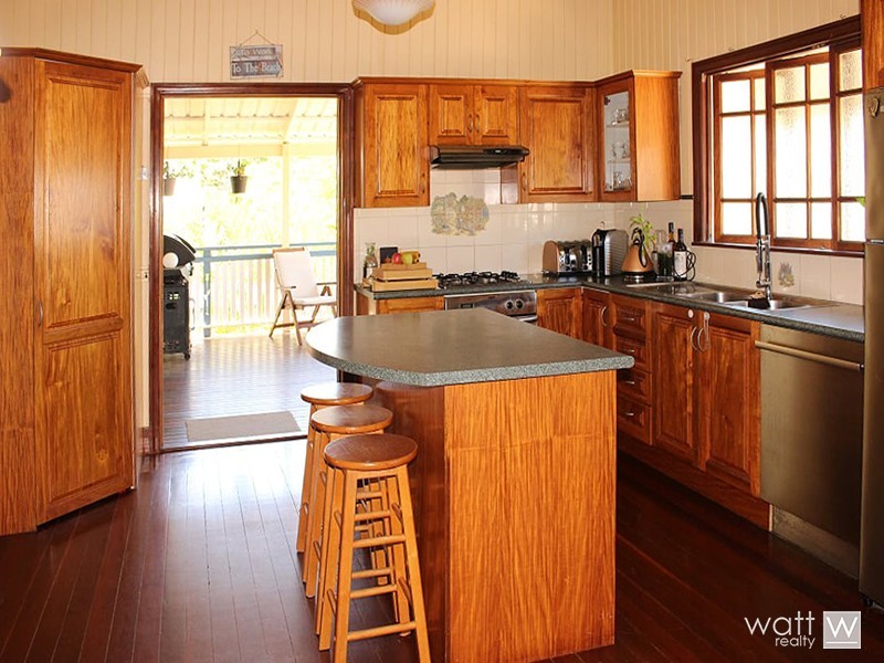 58 Cotton Street, Shorncliffe QLD 4017