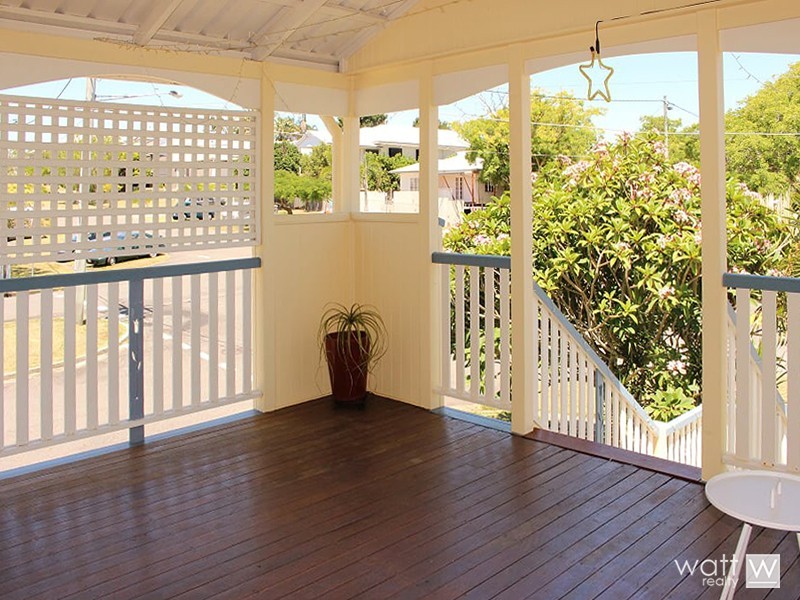 58 Cotton Street, Shorncliffe QLD 4017