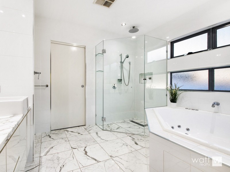 2-4 Dannenberg Street, Carseldine QLD 4034