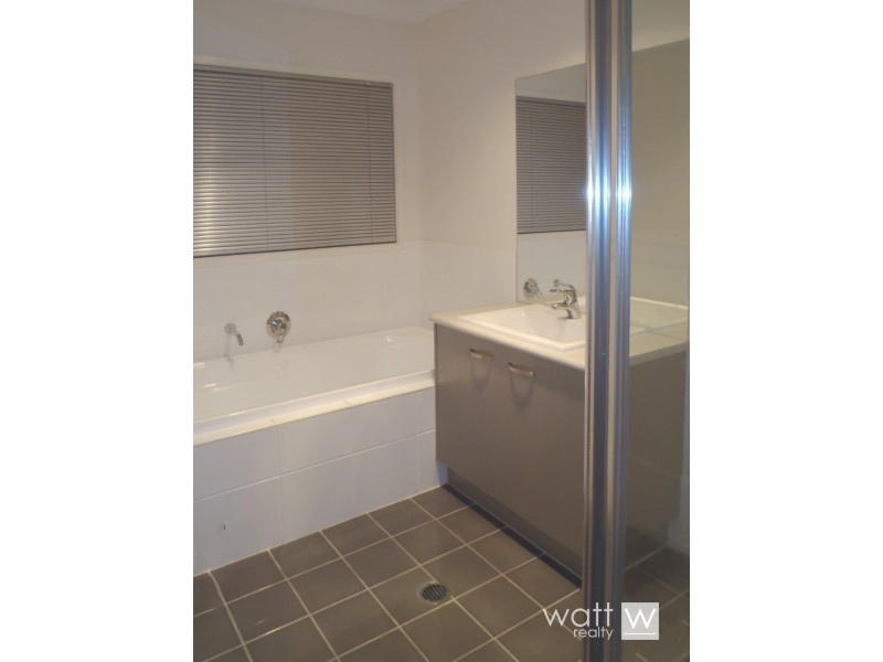 1 Grange Avenue, Carseldine QLD 4034