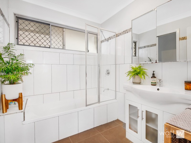 10 Ettarre Street, Bracken Ridge QLD 4017