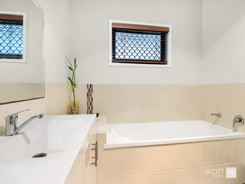 2 Mustang Street, Bracken Ridge QLD 4017