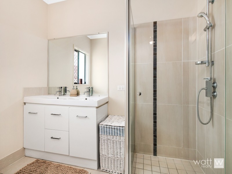 19 Lloyd Street, Brighton QLD 4017