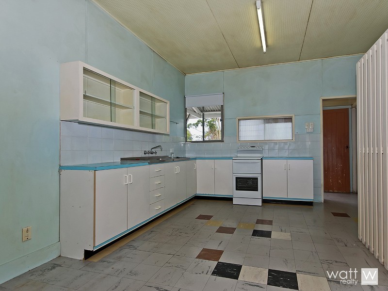 12 Thomas Street, Nundah QLD 4012