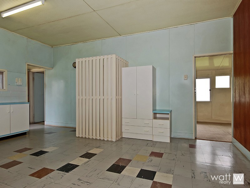 12 Thomas Street, Nundah QLD 4012