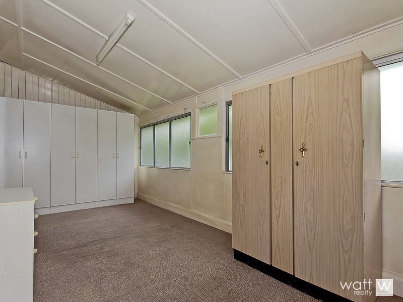 12 Thomas Street, Nundah QLD 4012