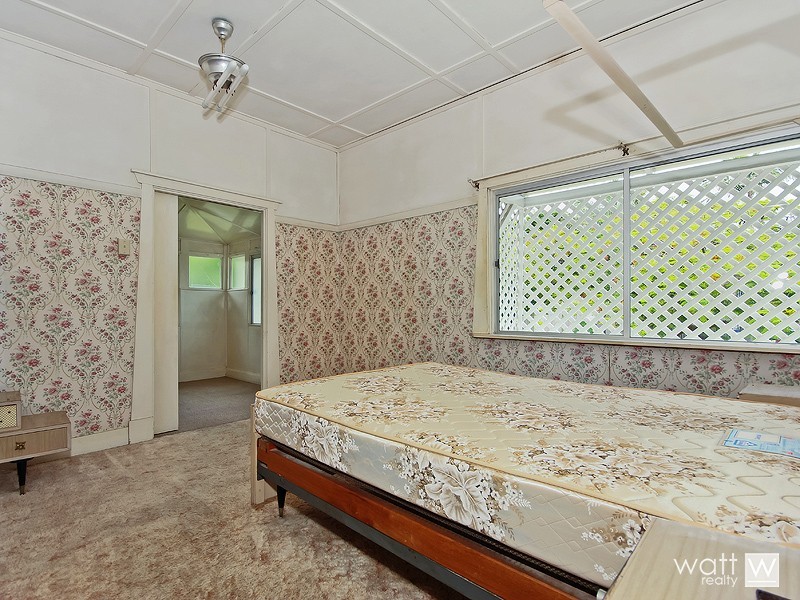 12 Thomas Street, Nundah QLD 4012