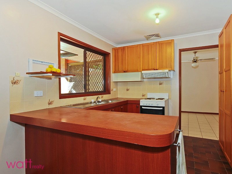 2 Burgundy Court, Petrie QLD 4502
