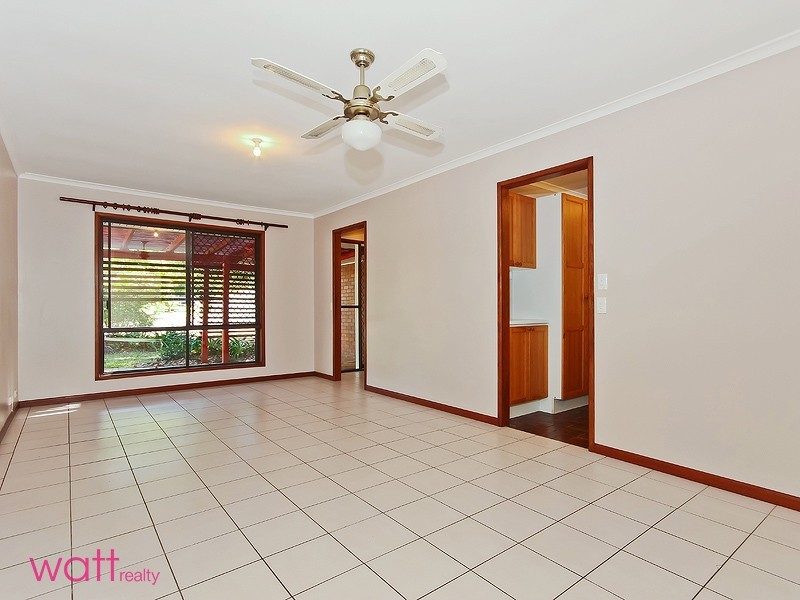 2 Burgundy Court, Petrie QLD 4502