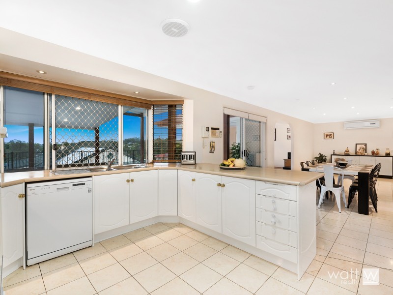 2 Whipbird Place, Aspley QLD 4034