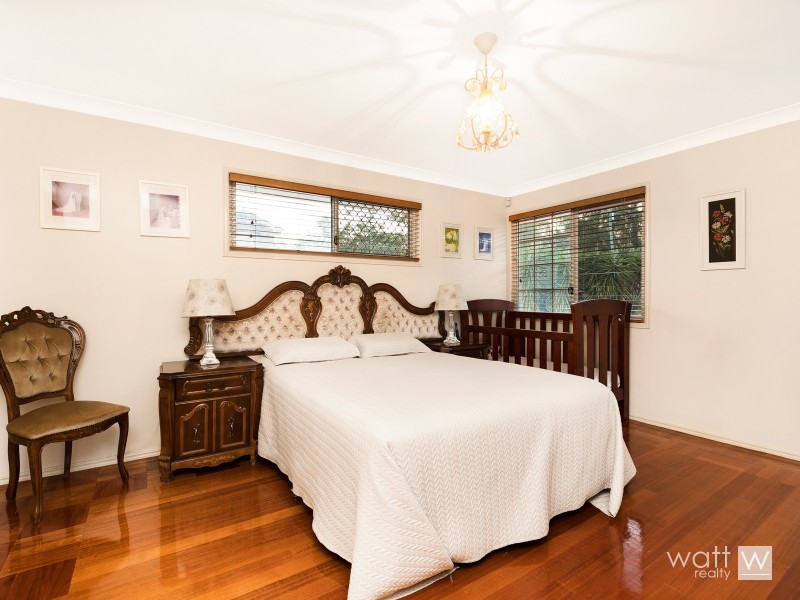 2 Whipbird Place, Aspley QLD 4034