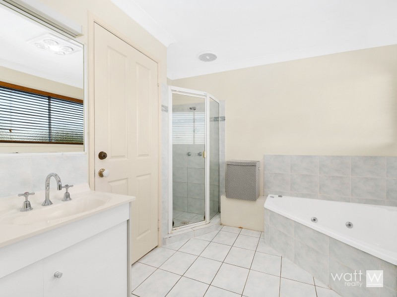 2 Whipbird Place, Aspley QLD 4034