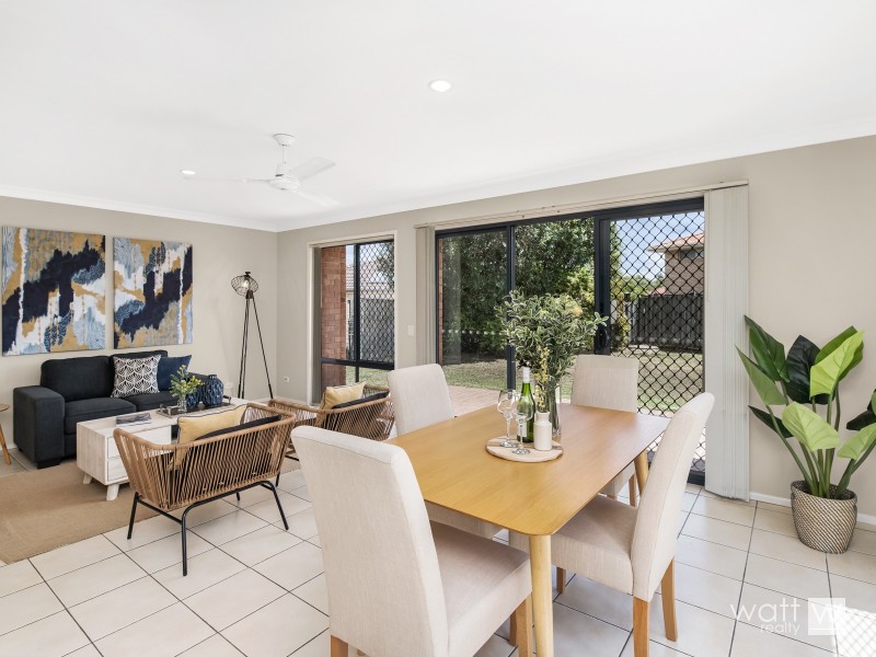 8 Oaktree Place, Bracken Ridge QLD 4017