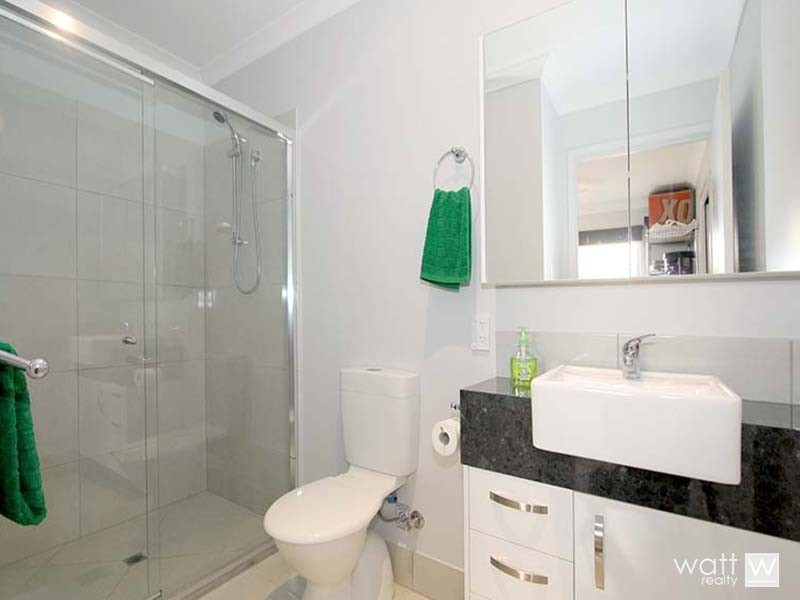 16 Jenolan Lane, Fitzgibbon QLD 4018