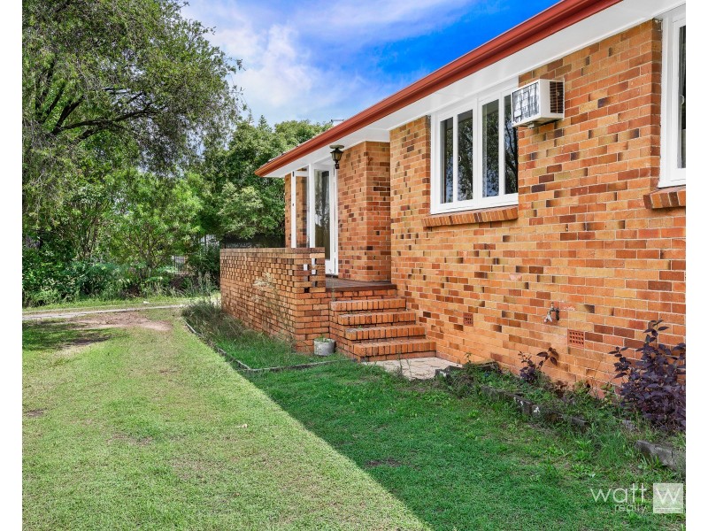 639 Robinson Road, Aspley QLD 4034